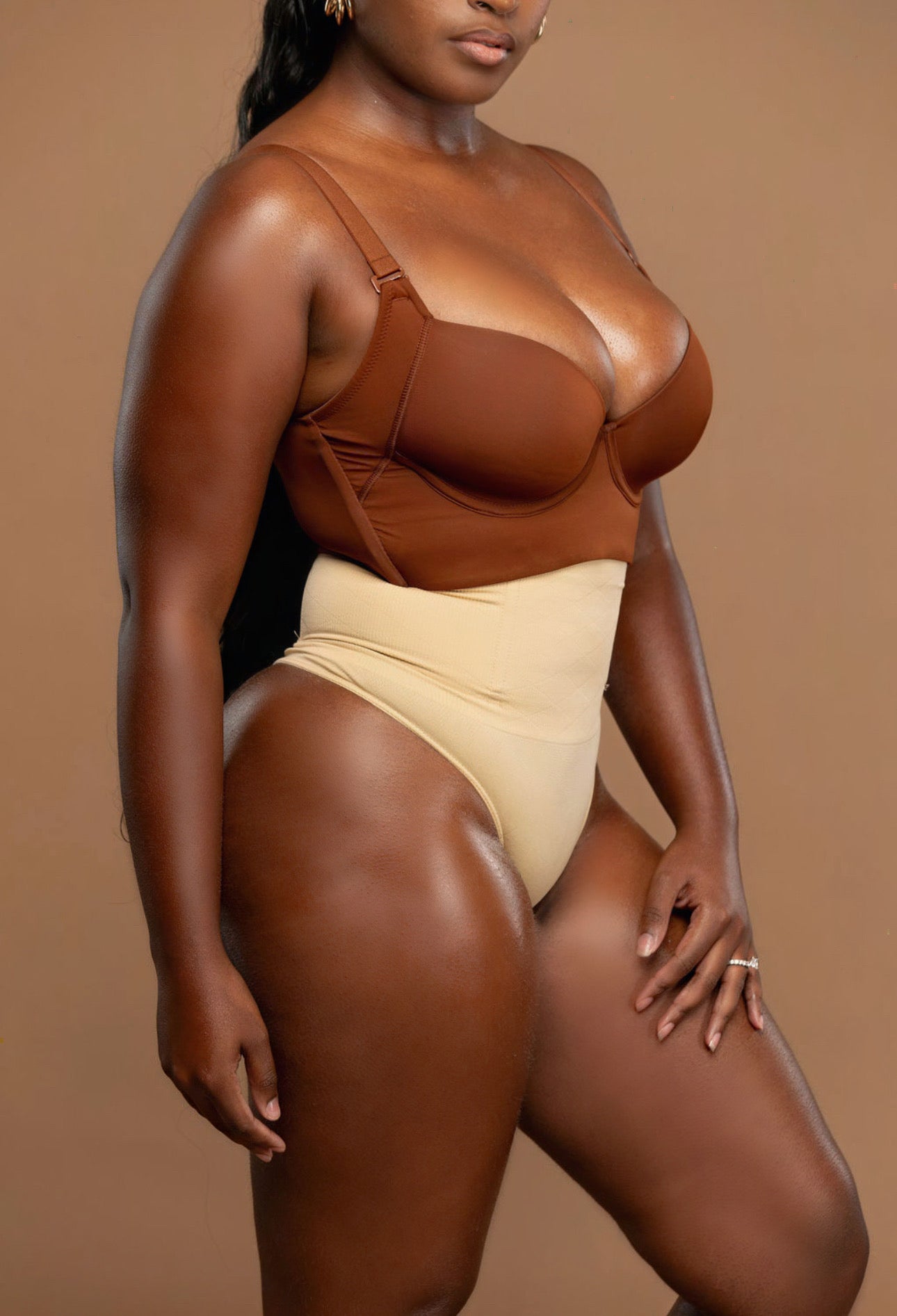 Sculpting High- Waist Thong Panty
